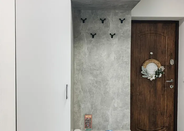 Domovik Mira 11s/20 Apartman