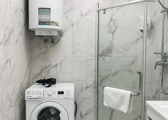 Apartman Domovik Mira 11s/20 *